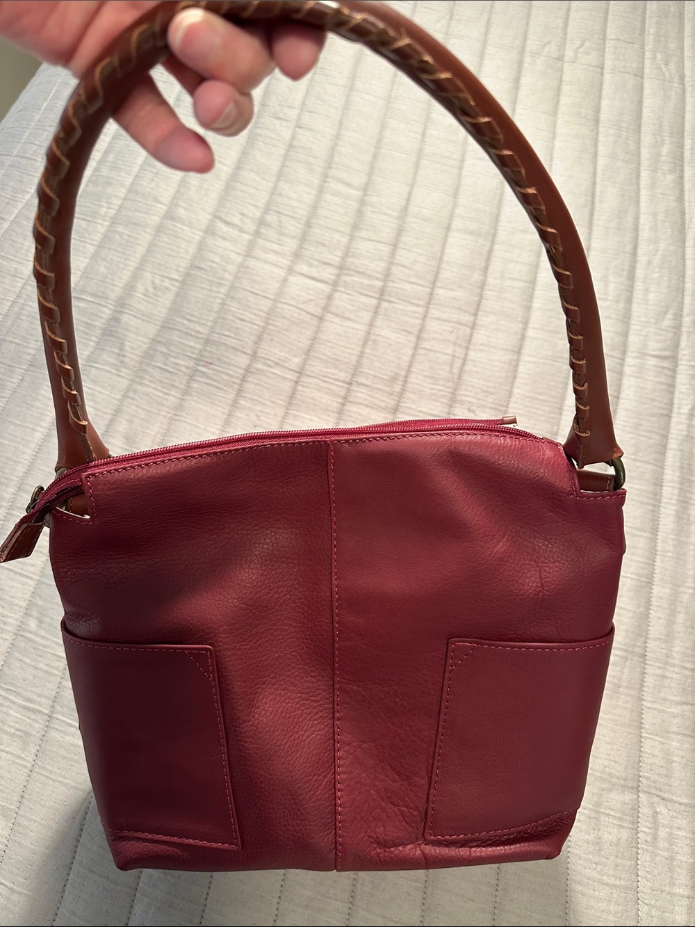NEW Sundance Leather Shoulder Bag, Wine Red - Picture 1 of 13